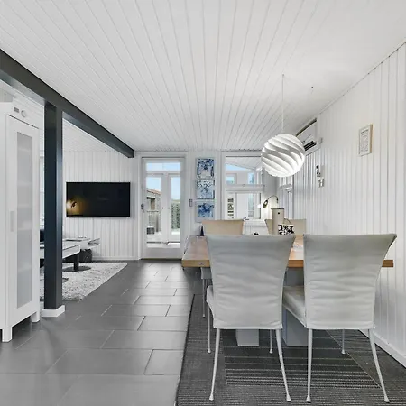 2 Bedroom Gorgeous In Kerteminde