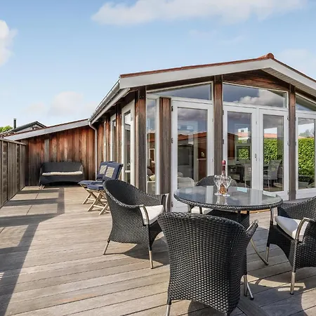 Σπίτι διακοπών 2 Bedroom Gorgeous In